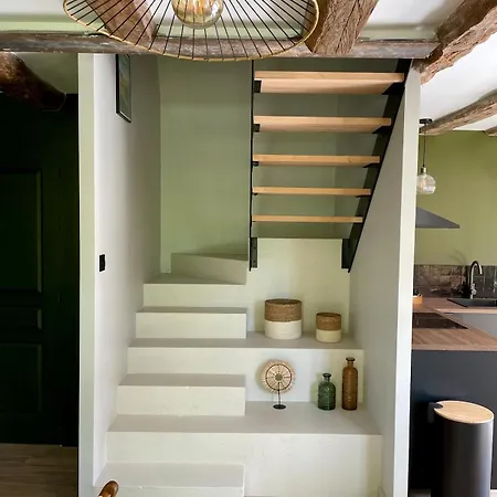 Maison *
